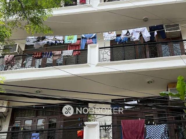 Flat for sale in South Delhi, Deri