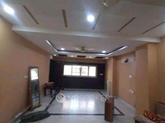 Flat for rent in North West Delhi, Deri