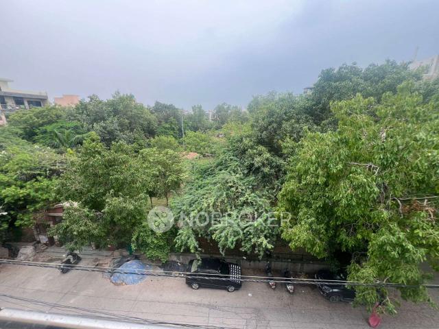 Flat for rent in West Delhi, Deri