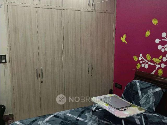 Flat for sale in South West Delhi, Deri