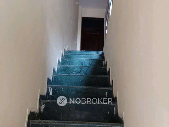 Flat for sale in South Delhi, Deri