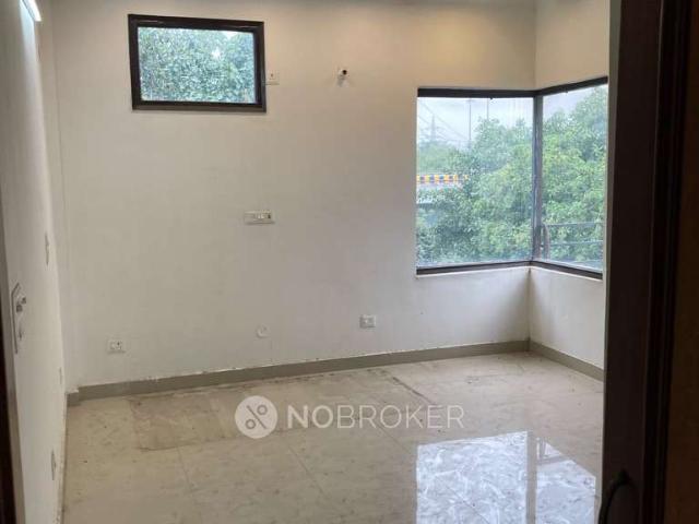 Flat for sale in South West Delhi, Deri