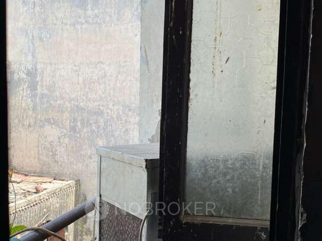Flat for sale in West Delhi, Deri