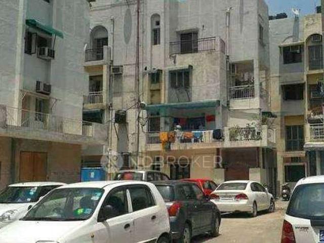 Flat for sale in North West Delhi, Deri