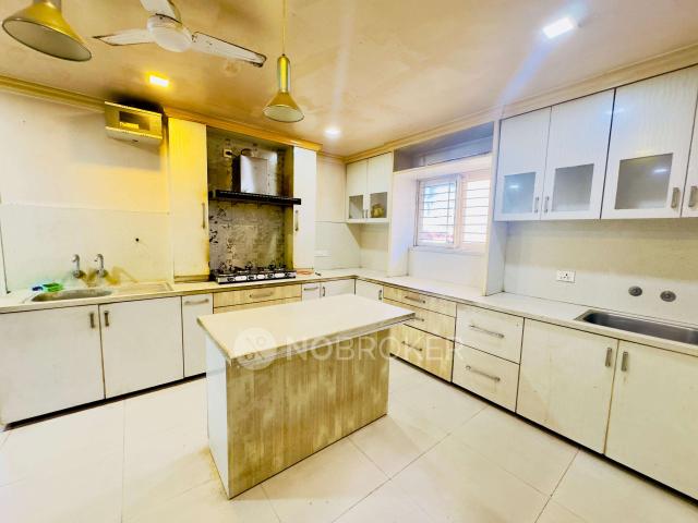 Flat for sale in Jubilee Hills, Hyderabad