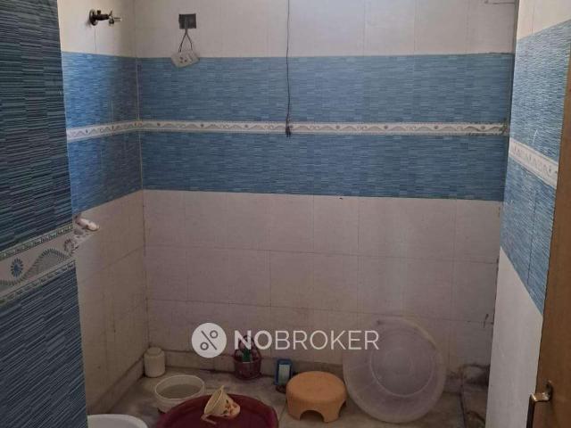 Flat for rent in West Delhi, Deri