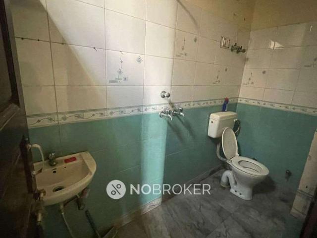 Flat for sale in Hariana