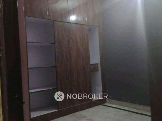 Flat for sale in East Delhi, Deri