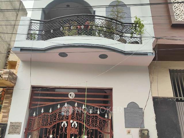 Flat for sale in Hariana