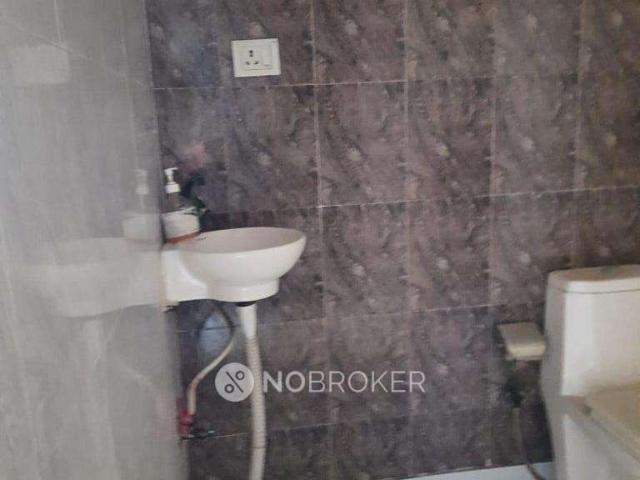 Flat for sale in West Delhi, Deri
