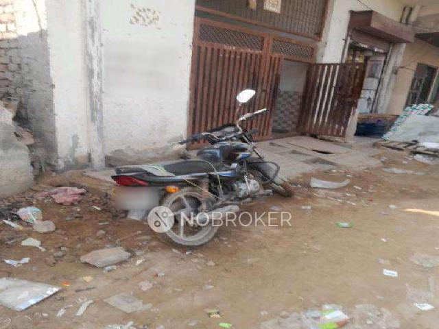 Flat for sale in Hariana