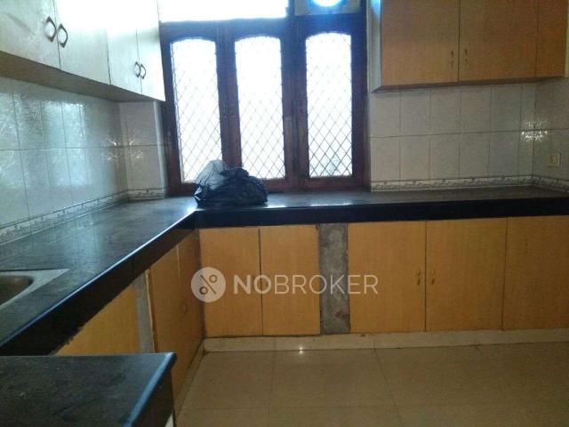 Flat for rent in Hariana