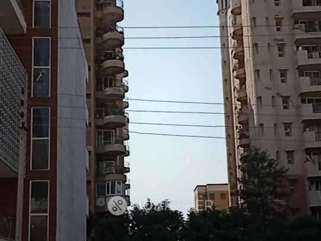 Flat for rent in Hariana