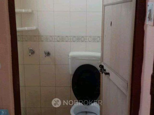 Property for rent in Deri