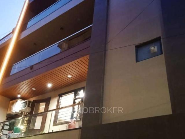 Property for rent in North West Delhi, Deri