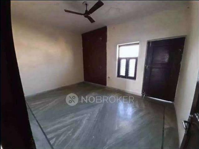 Property for rent in Hariana