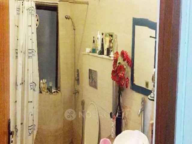 Property for rent in Hariana
