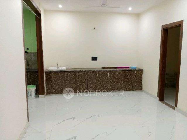 Property for rent in Hariana