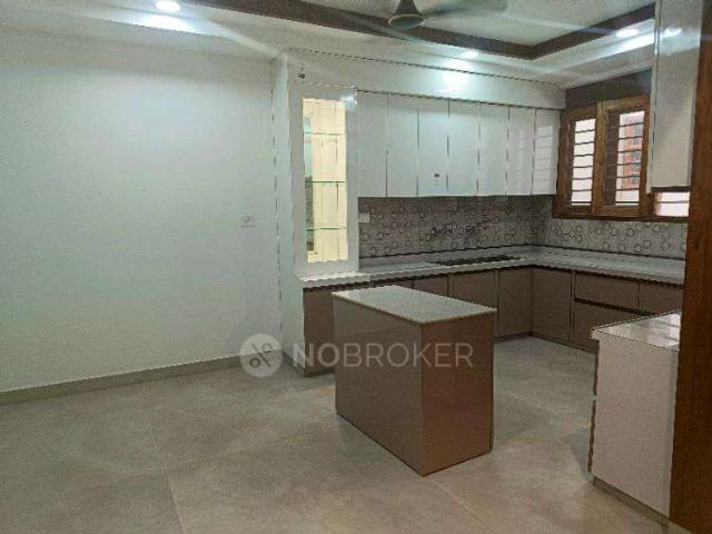 Property for rent in Hariana