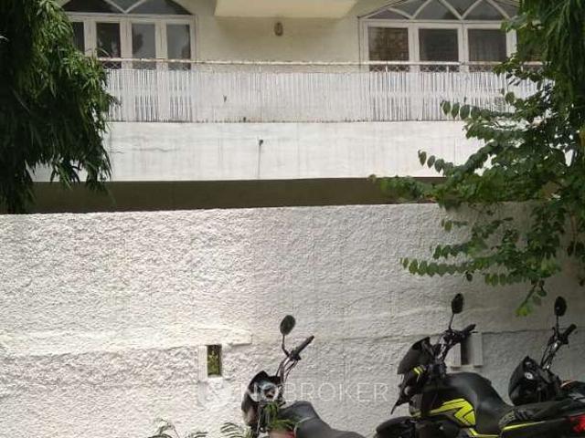 Property for rent in Moti Bagh, Delhi