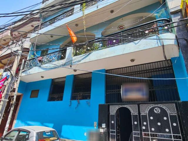 House for sale in North Delhi, Deri