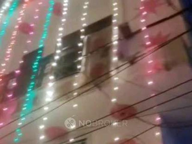 House for sale in North Delhi, Deri