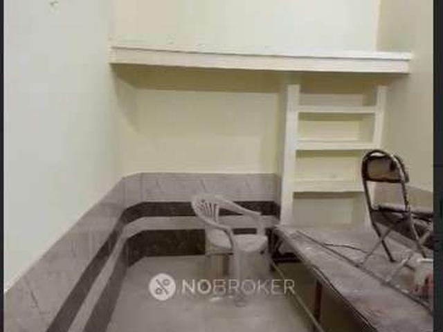 House for sale in Deri