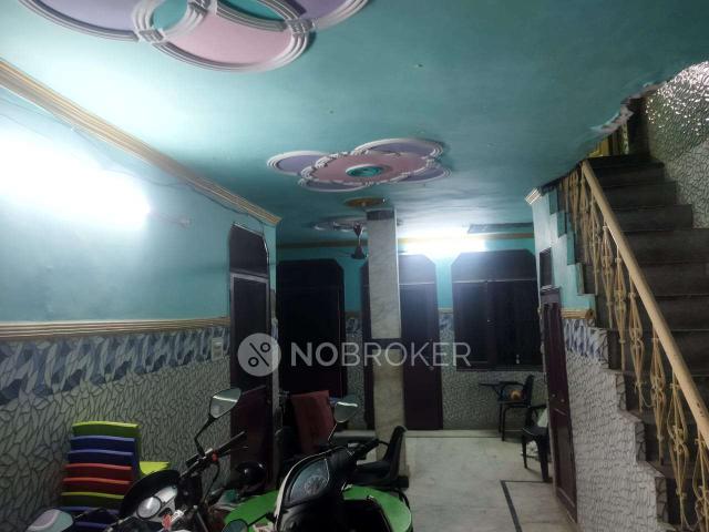 House for sale in Central Delhi, Deri