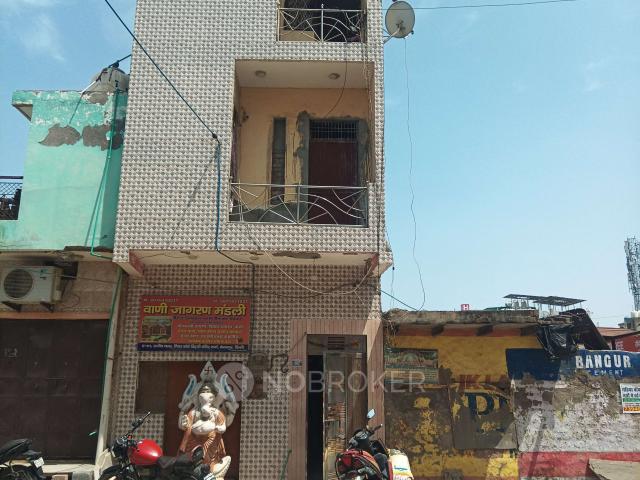House for sale in North West Delhi, Deri