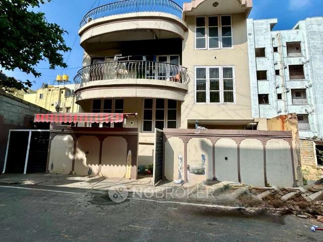 House for sale in Bangalore South, Cox Town - Bangalore