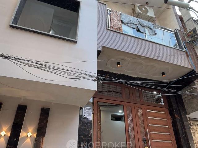 House for sale in Central Delhi, Deri