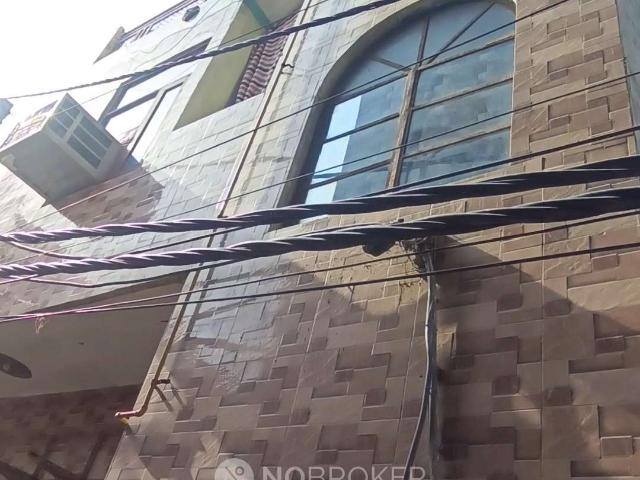 House for sale in Central Delhi, Deri