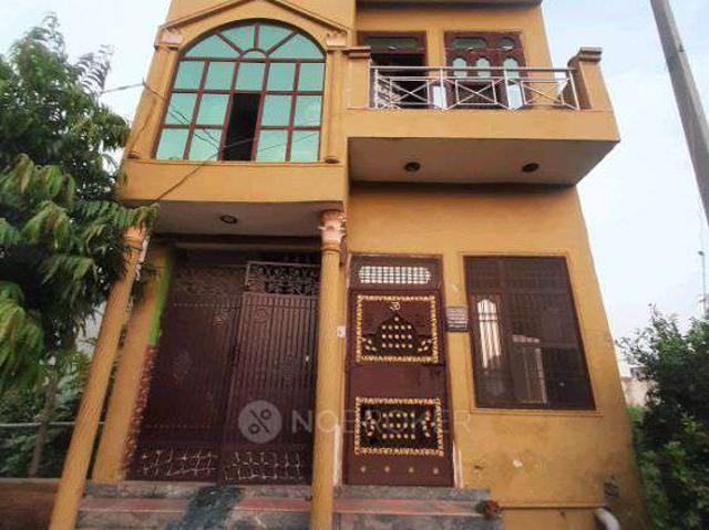 House for sale in Gautam Buddha Nagar, Uttar Pradesh