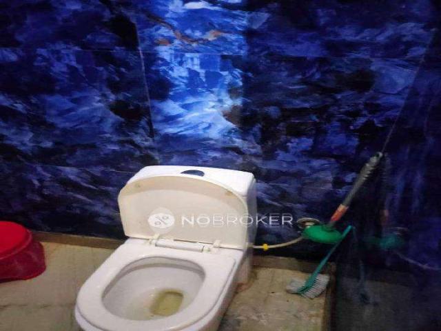 House for sale in South West Delhi, Deri
