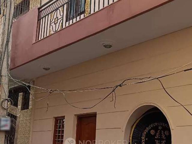 House for sale in Hariana