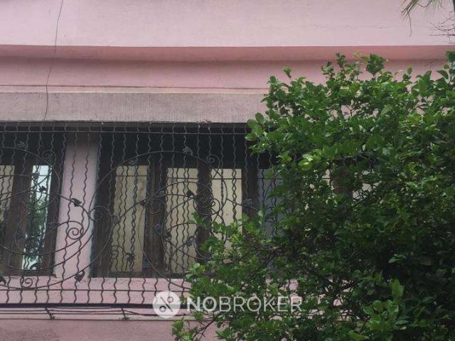 House for sale in Vichumbe, National Capital Territory Of Delhi