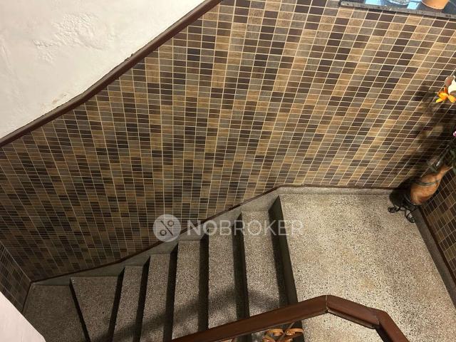 House for sale in Deri