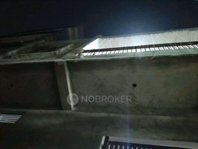 House for sale in North Delhi, Deri