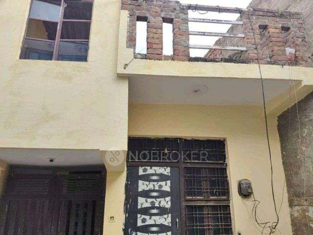 House for sale in Hariana