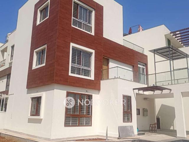 House for sale in Deri