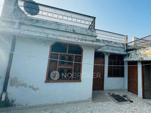 House for sale in North Delhi, Deri