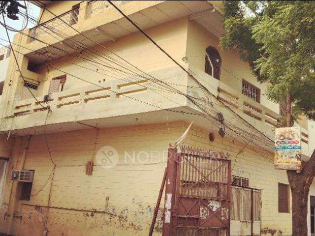 House for sale in Yamuna Vihar, Delhi