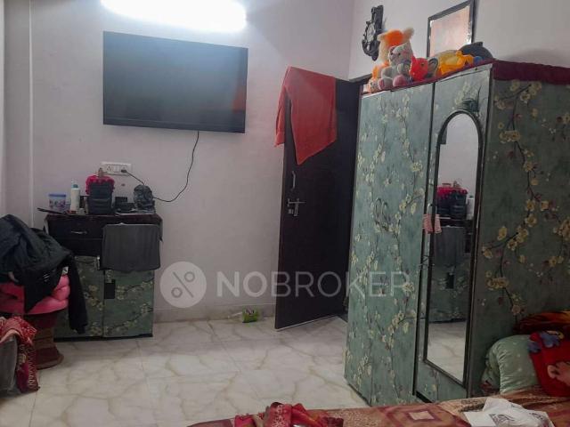 House for sale in North West Delhi, Deri