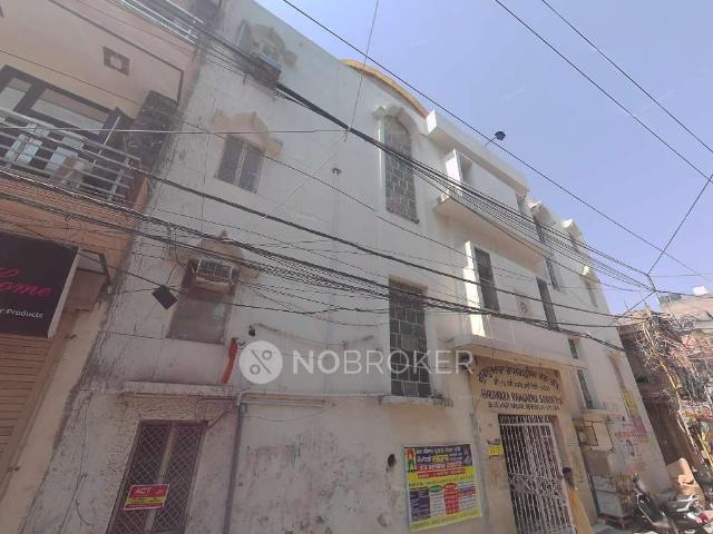 House for sale in West Delhi, Deri