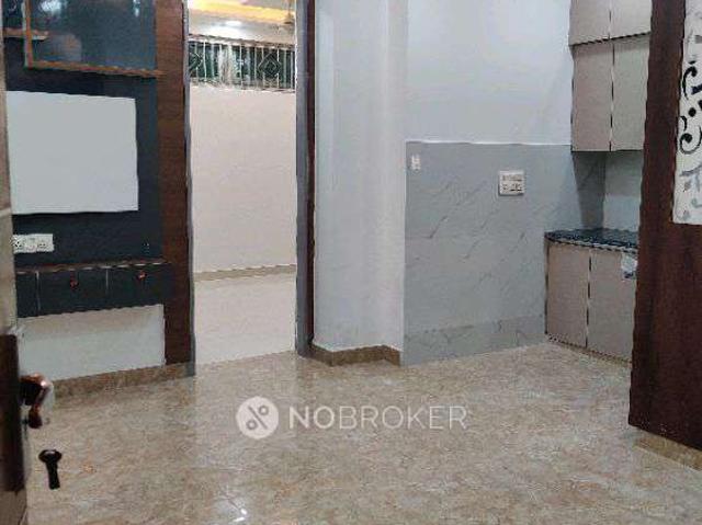 House for sale in North West Delhi, Deri