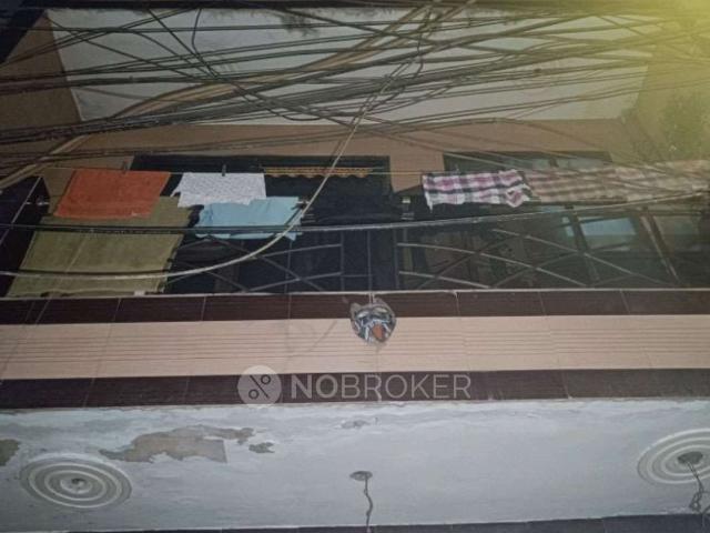 House for sale in South West Delhi, Deri
