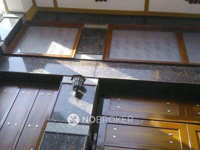 House for sale in Deri