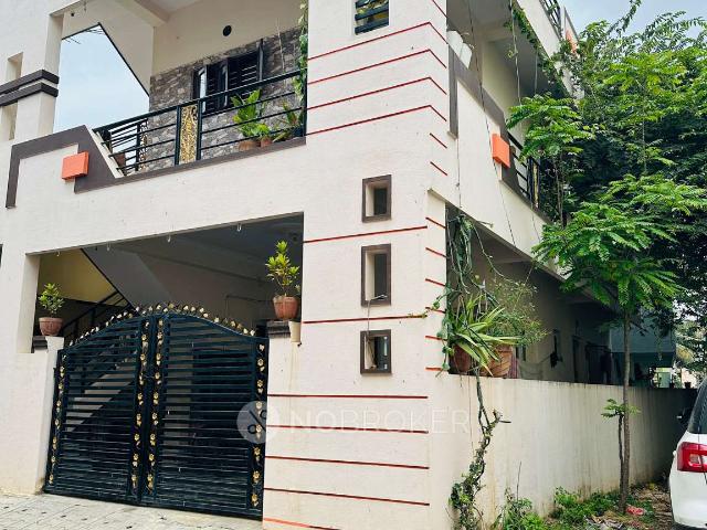 House for sale in Bangalore North, Cox Town - Bangalore