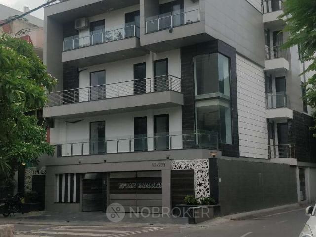 House for sale in West Delhi, Deri