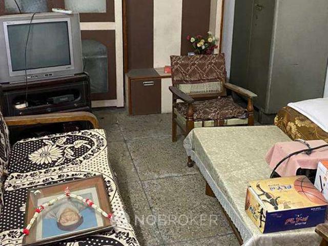House for sale in West Delhi, Deri
